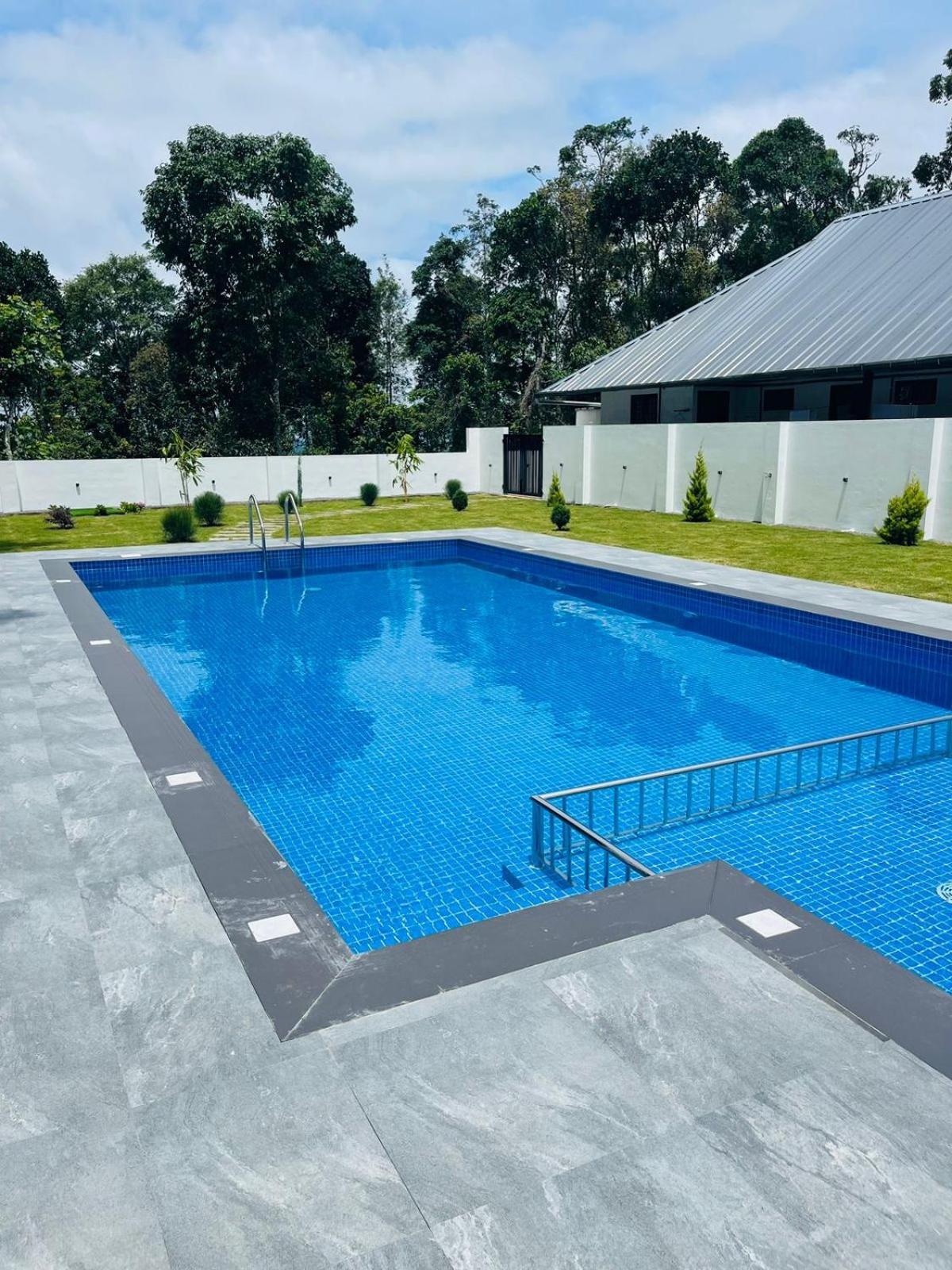 The Windy Mist Resort Munnar Chinnakanal Екстериор снимка