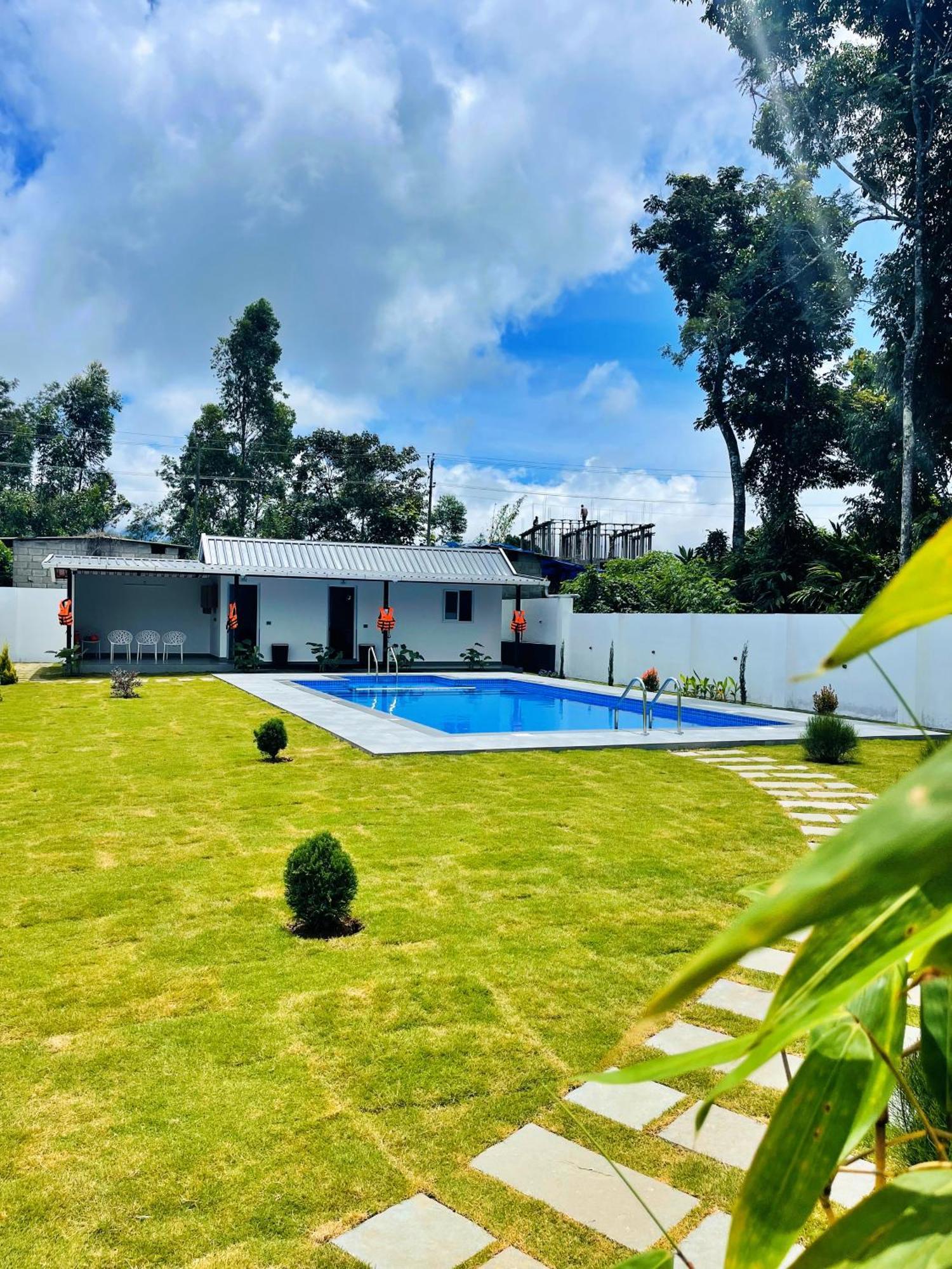 The Windy Mist Resort Munnar Chinnakanal Екстериор снимка